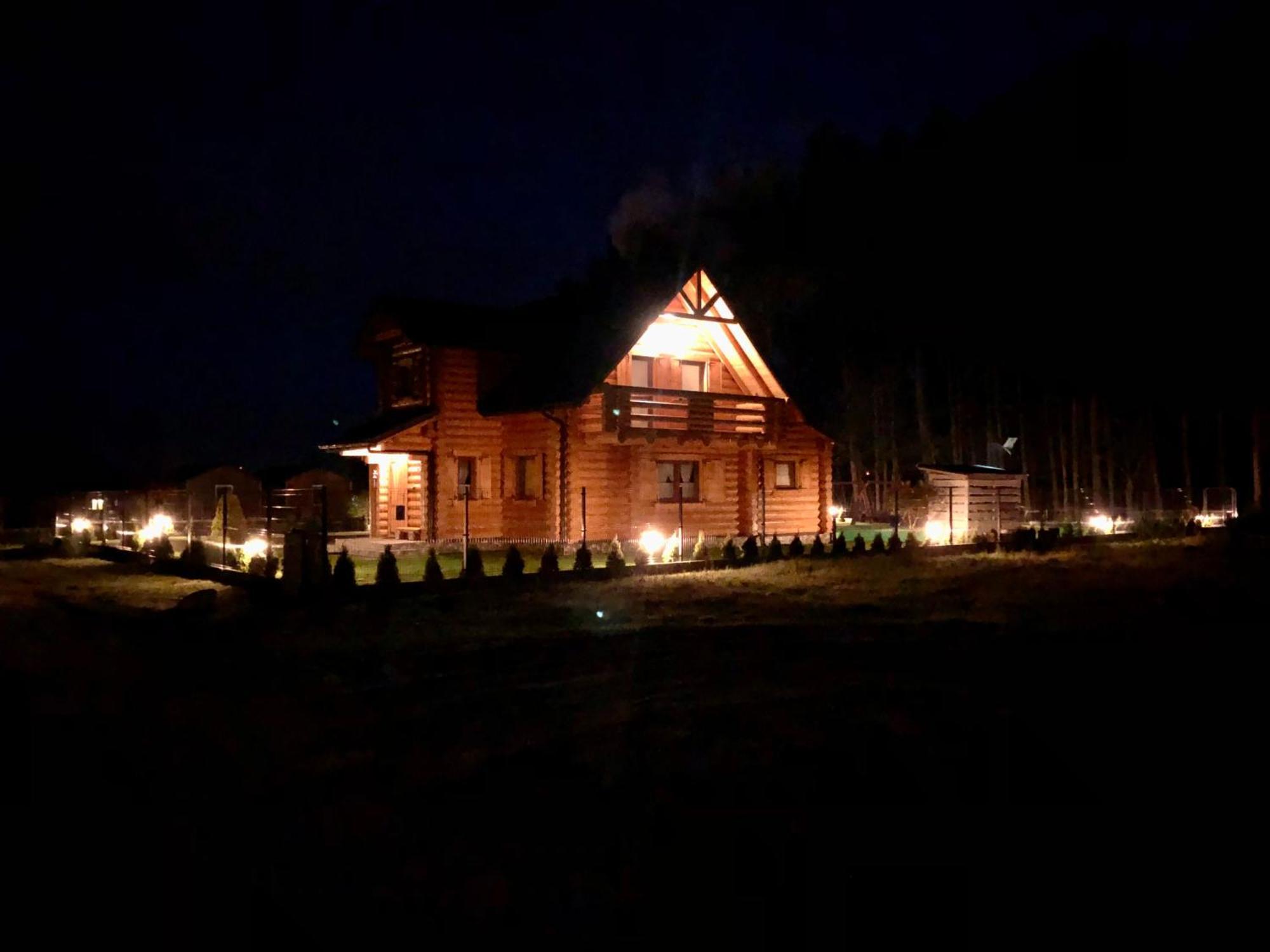 Dom Wakacyjny Zloto Polnocy Na Wylacznosc, Parking, Plac Zabaw, Tarasy Karwienskie Bloto Exterior photo