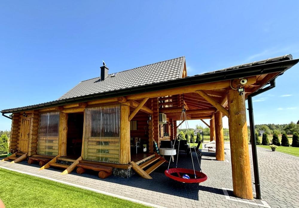 Dom Wakacyjny Zloto Polnocy Na Wylacznosc, Parking, Plac Zabaw, Tarasy Karwienskie Bloto Exterior photo