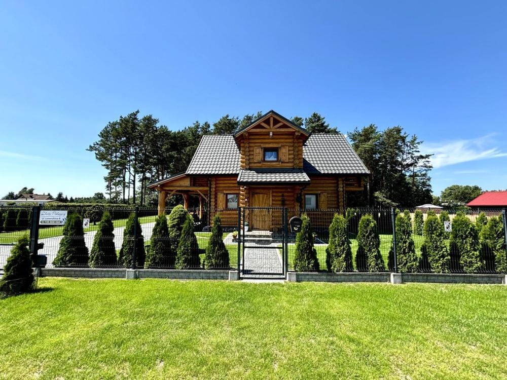 Dom Wakacyjny Zloto Polnocy Na Wylacznosc, Parking, Plac Zabaw, Tarasy Karwienskie Bloto Exterior photo